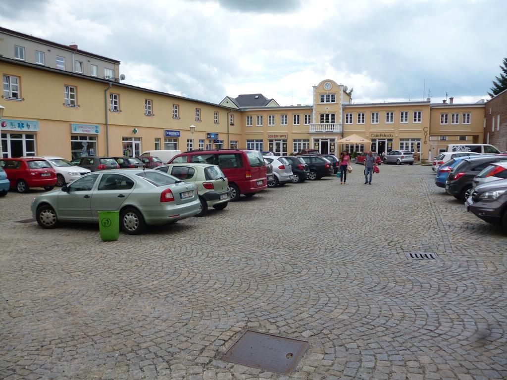 Pension Kamenny Dvur Mariánské Lázně Exterior foto